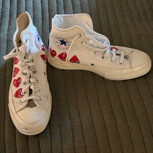Converse White High-Top Sneakers with Red Heart Motif (Kids)